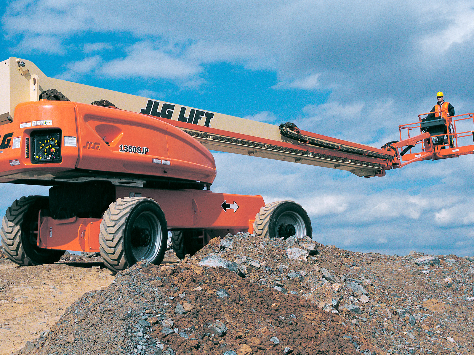 New or Used Rental JLG 1350SJP   | lift truck rental for sale | National Lift of Arkansas