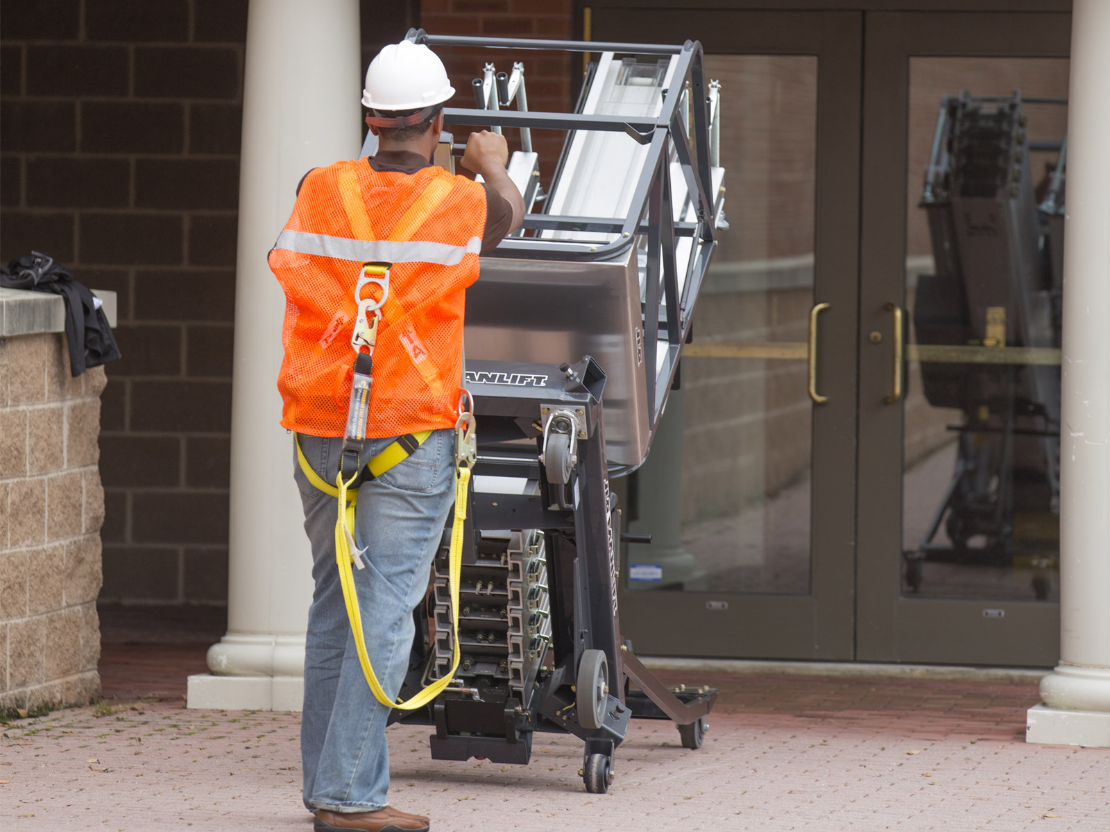 New or Used Rental JLG 20AM   | lift truck rental for sale | National Lift of Arkansas