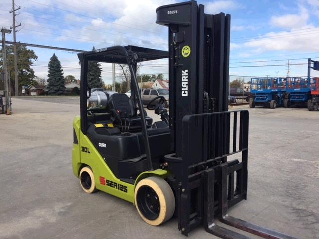 New or Used Rental Clark S30C(Q)   | lift truck rental for sale | National Lift of Arkansas