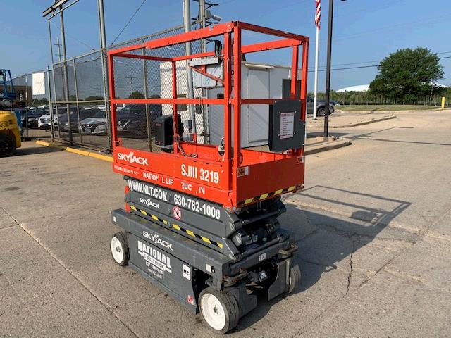 New or Used Rental Skyjack SJIII3219   | lift truck rental for sale | National Lift of Arkansas