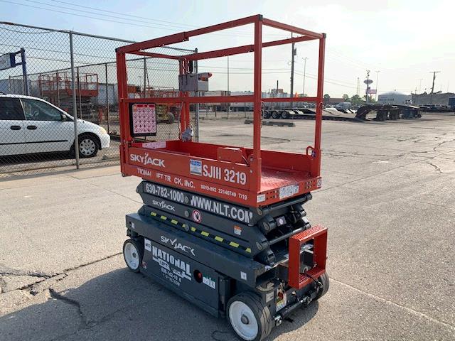 New or Used Rental Skyjack SJIII3219   | lift truck rental for sale | National Lift of Arkansas