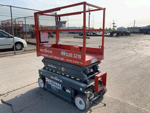 New or Used Rental Skyjack SJIII3219   | lift truck rental for sale | National Lift of Arkansas