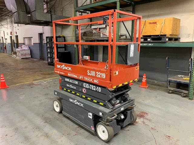 New or Used Rental Skyjack SJIII3219   | lift truck rental for sale | National Lift of Arkansas