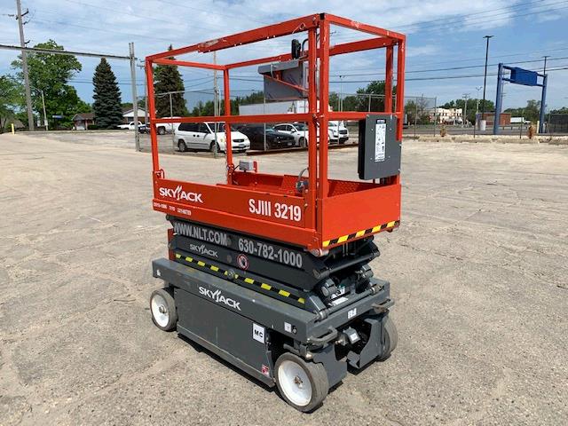 New or Used Rental Skyjack SJIII3219   | lift truck rental for sale | National Lift of Arkansas