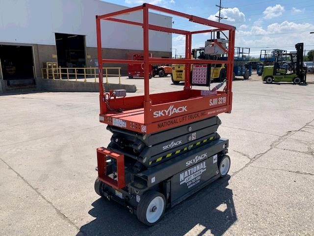 New or Used Rental Skyjack SJIII3219   | lift truck rental for sale | National Lift of Arkansas