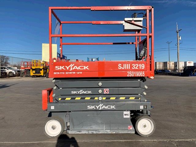 New or Used Rental Skyjack SJ3219   | lift truck rental for sale | National Lift of Arkansas