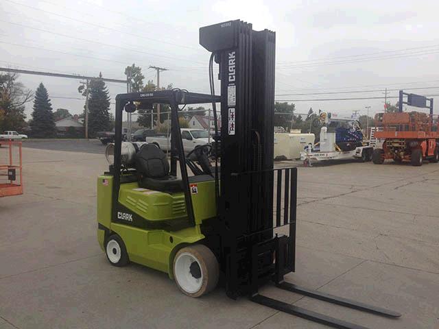 New or Used Rental Clark CGC30   | lift truck rental for sale | National Lift of Arkansas