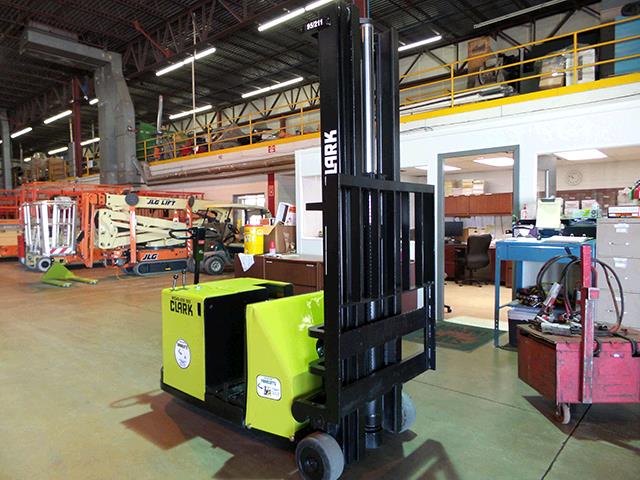 New or Used Rental Clark ST40B   | lift truck rental for sale | National Lift of Arkansas