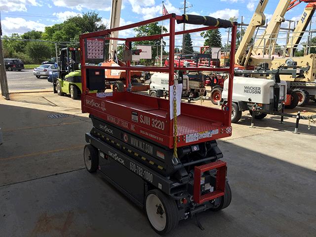 New or Used Rental Skyjack SJIII3220   | lift truck rental for sale | National Lift of Arkansas